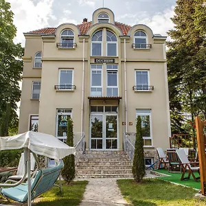 https://hotel-duchess.varna-hotels.com