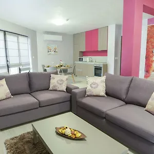 Apartment Noris With Garage, Plovdiv
